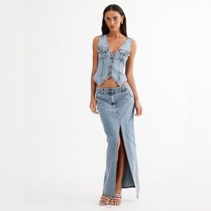 LIONESS Barbara Split Denim Skirt